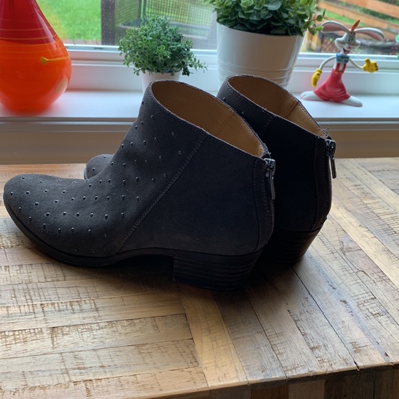 Grey Lucky Brand studded booties - Picture 9 of 10
